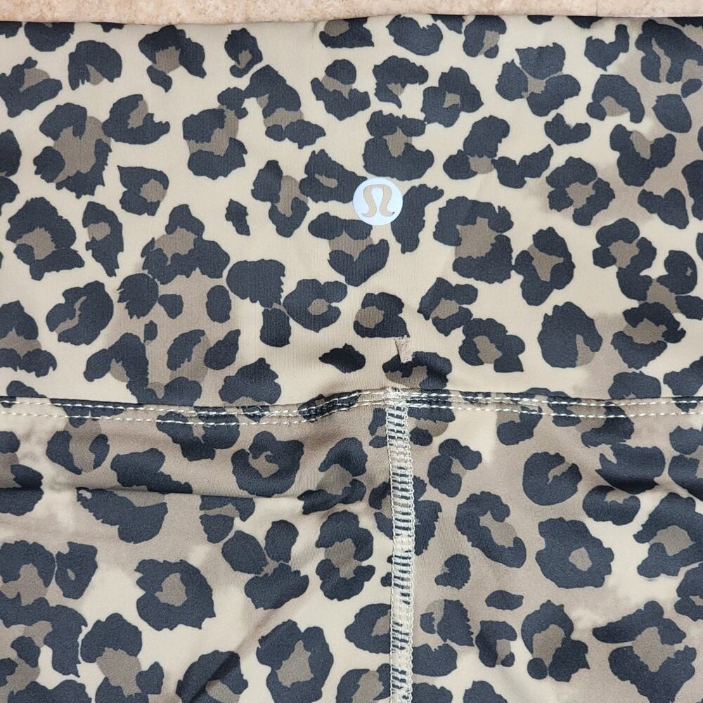 Lululemon Sz 10 Animal Print Defined Jacket Shorts Brown Leopard Set Activewear - Picture 15 of 16
